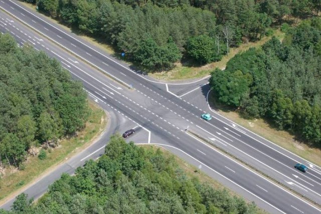 Wzmocnienie nawierzchni na pokrywającym się odcinku dróg krajowych Nr 3 i 6